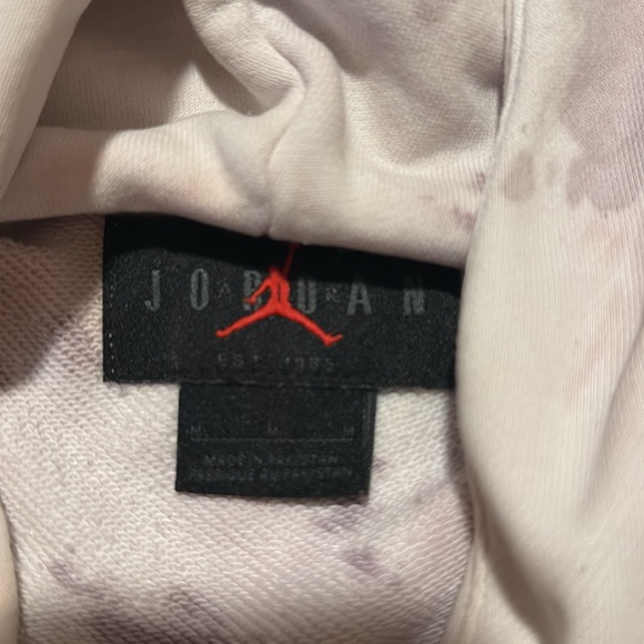 Men’s Jordan sweatshirt size Medium. - Picture 2 of 4